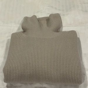 J.Crew Wool/Cashmere Sweater Size Small